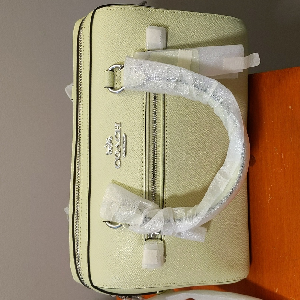 Brand New COACH Leather Rowan Satchel Crossbody Pale Lime Handbag Purse